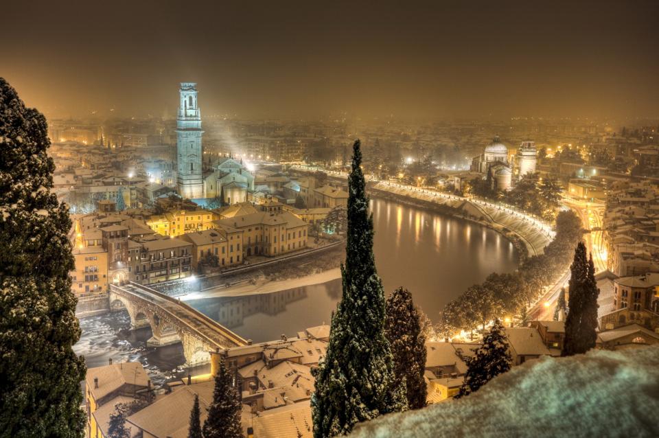 Верона зимой, Италия