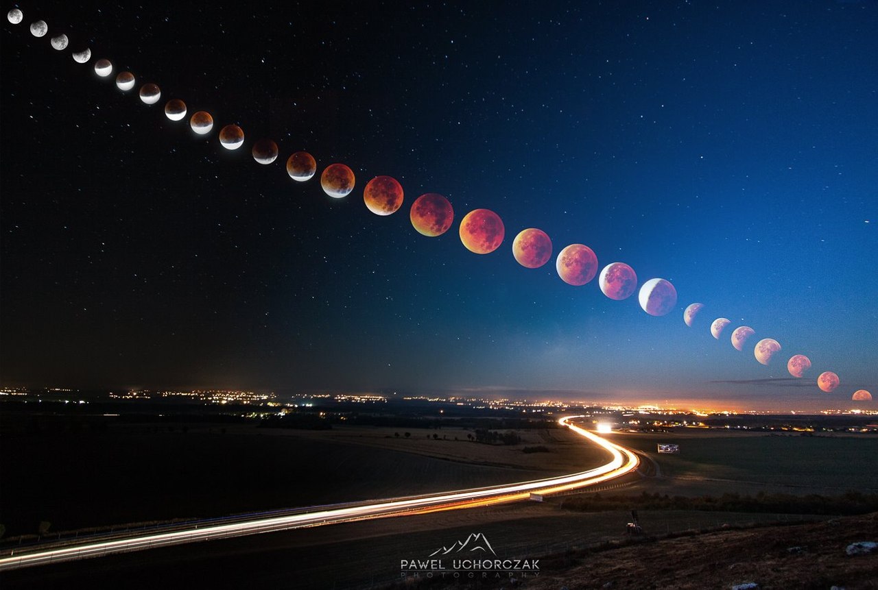 All stages of the lunar eclipse.