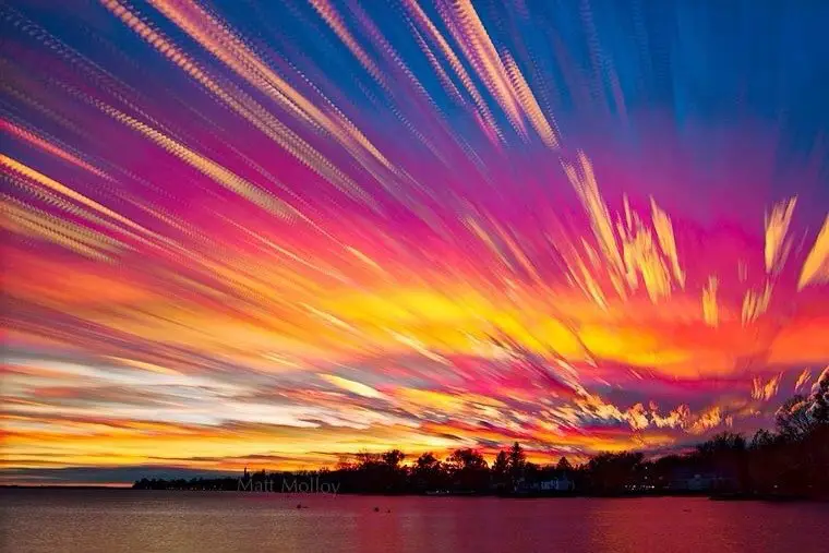 Pictures with a long exposure that turn photos into impressionist paintings