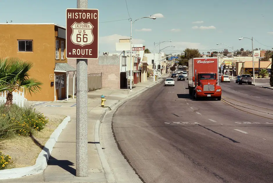 Автомагистраль U.S. Route 66 — самое известное шоссе Америки, «Мать дорог».