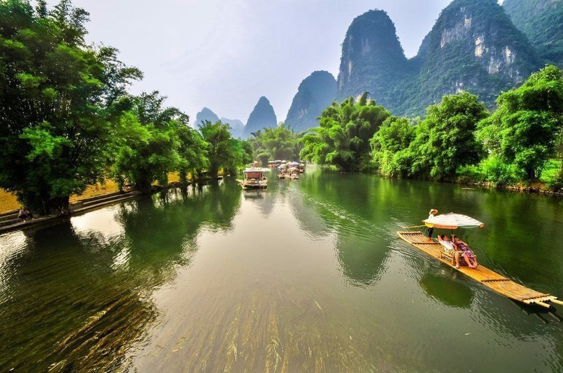 Река Лицзян — одна из самых красивых и живописных рек в Китае. 