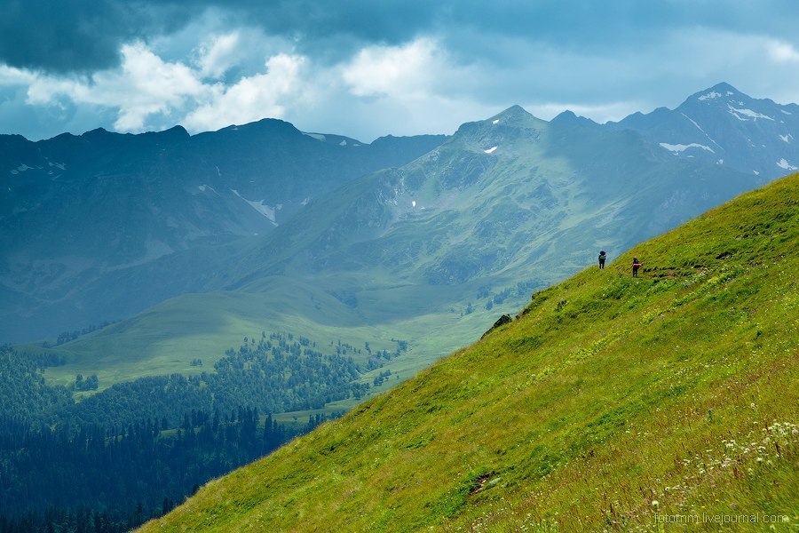 Изумрудные склоны Кавказа