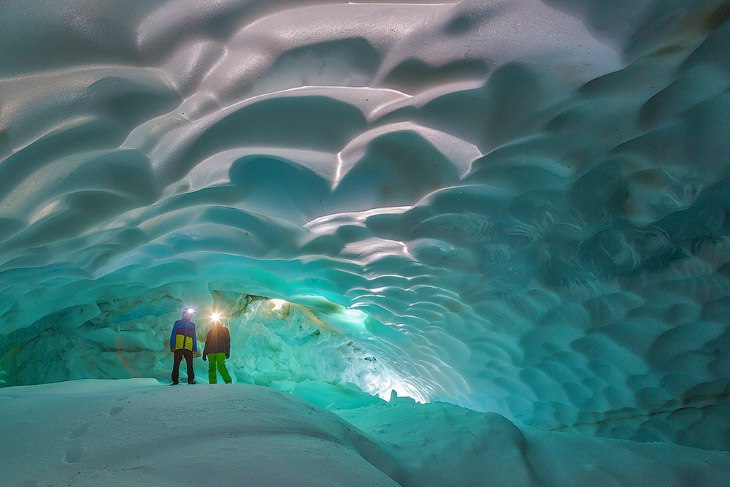 Первозданная Камчатка: снежные пещеры. 