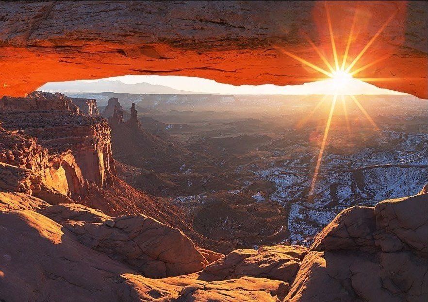 Sunrise in Canyonlands, Utah, USA.