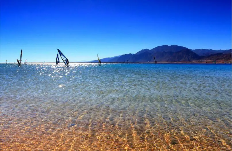 Красное море — самое молодое, самое соленое, самое красивое и самое богатое.