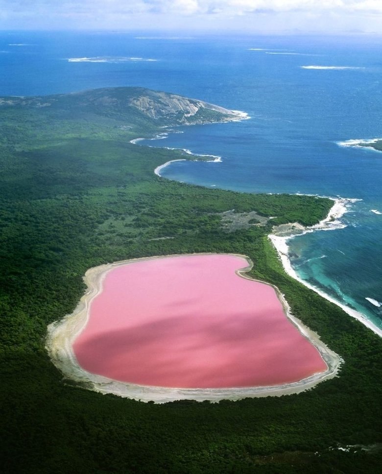 Lake Hiller (Australia)