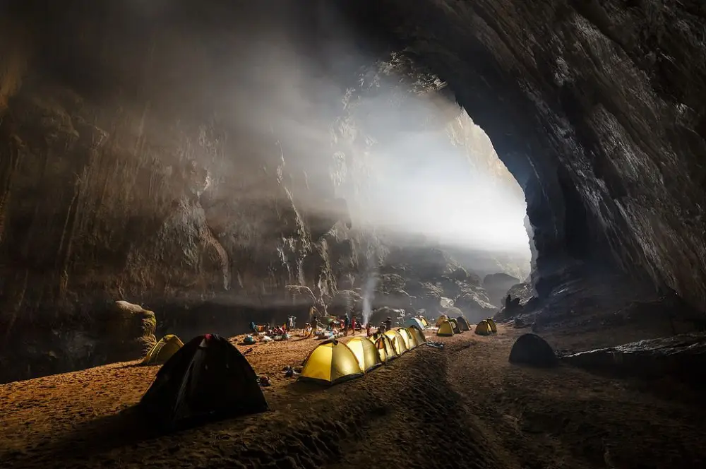 Son Doong — самая большая пещера на планете, Вьетнам