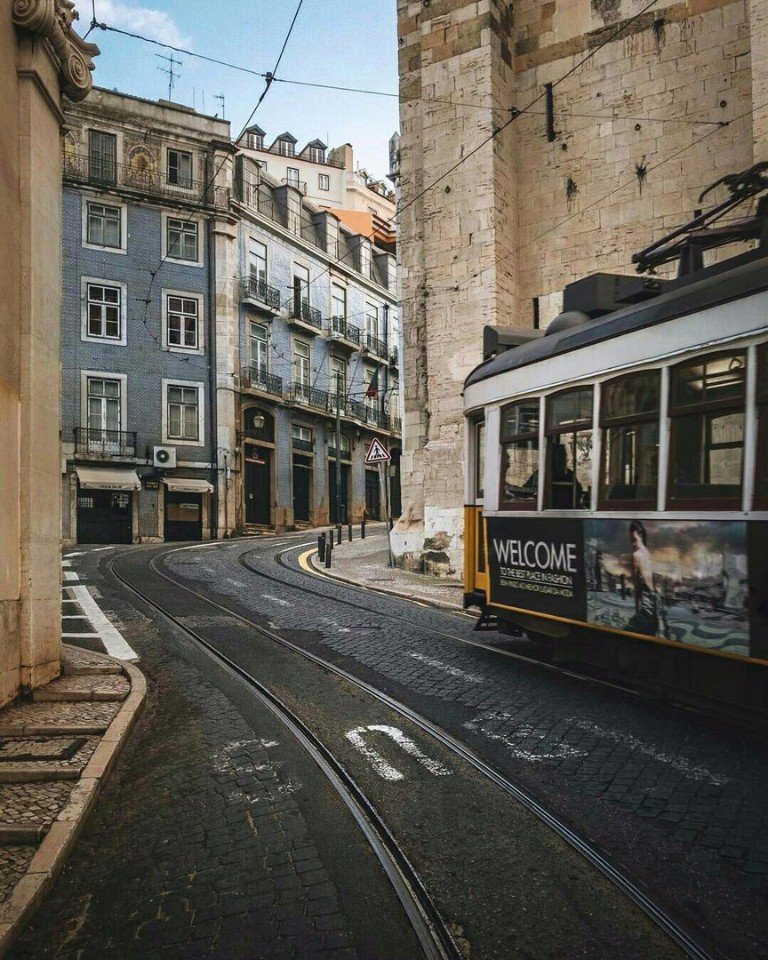 Настроение: собрать вещи и улететь в Португалию
