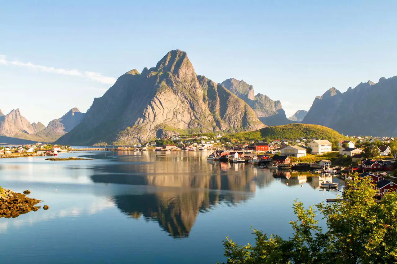 Reinebringen (Реинебринген), Норвегия