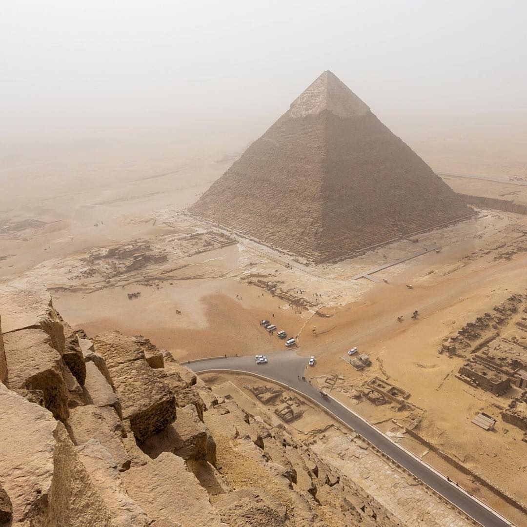 Руфер на вершине египетских пирамид