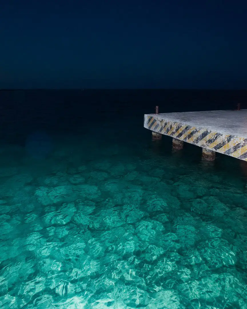 Chic surreal pictures of Mexican beauty.
