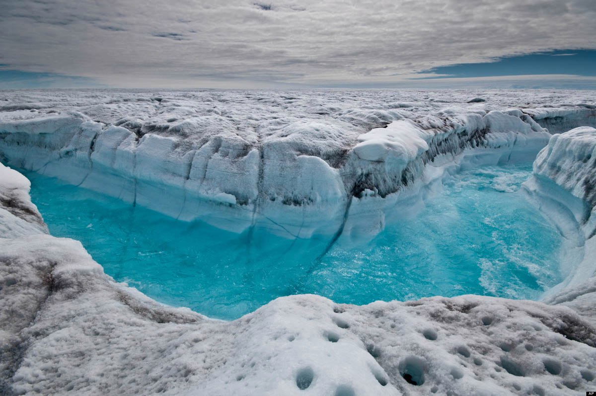 Блакитна річка в льодовику, Гренландія.