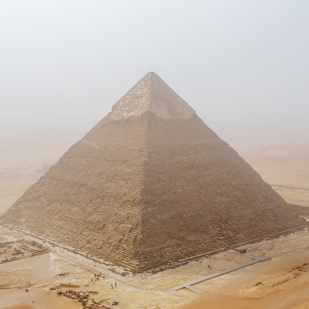 Руфер на вершине египетских пирамид