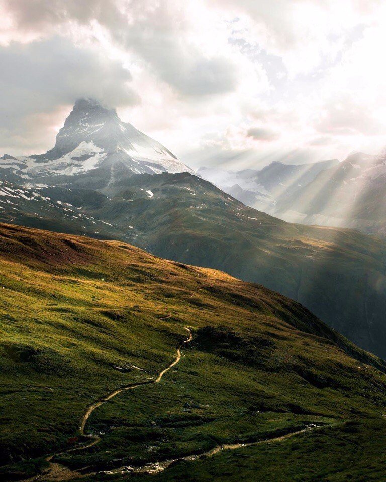 Швейцария – это тихий рай. Эта маленькая страна очень богата природными чудесами