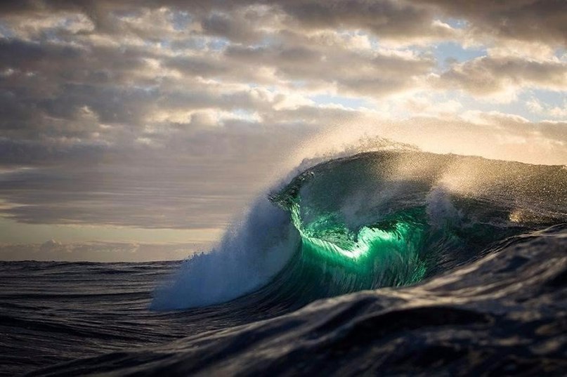 Феноменальные фотографии морских волн