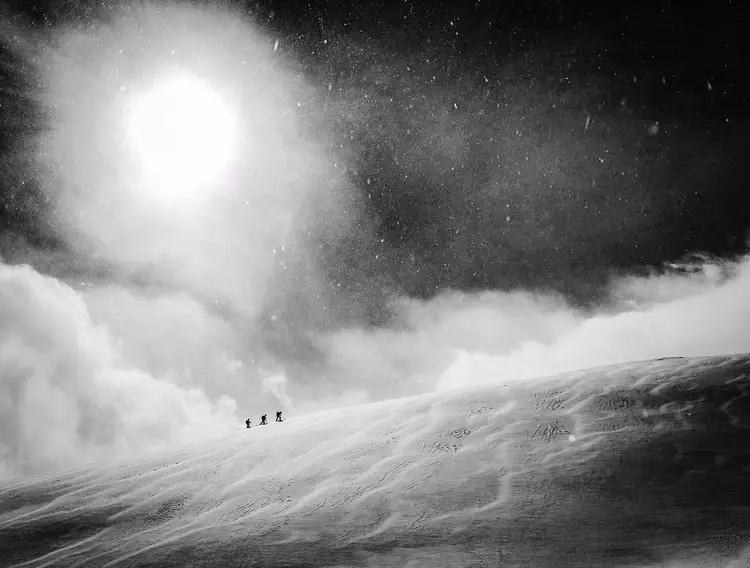 Лучшие снимки фотоконкурса Red Bull Illume