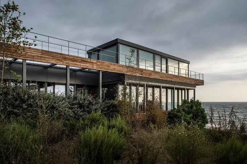 Villa on the Mediterranean coast!