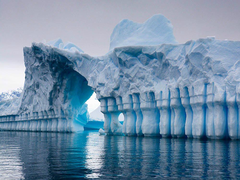 Ледник Плено – природный шедевр архитектуры в Антарктиде