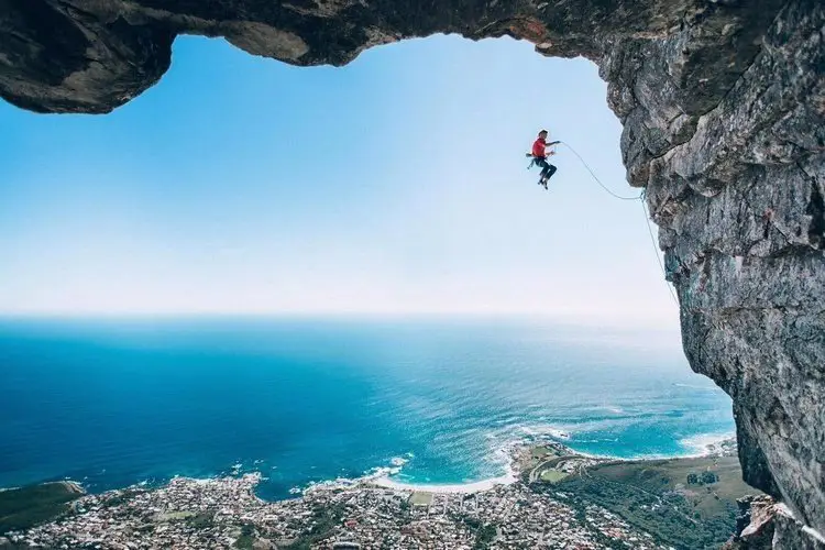 Лучшие снимки фотоконкурса Red Bull Illume