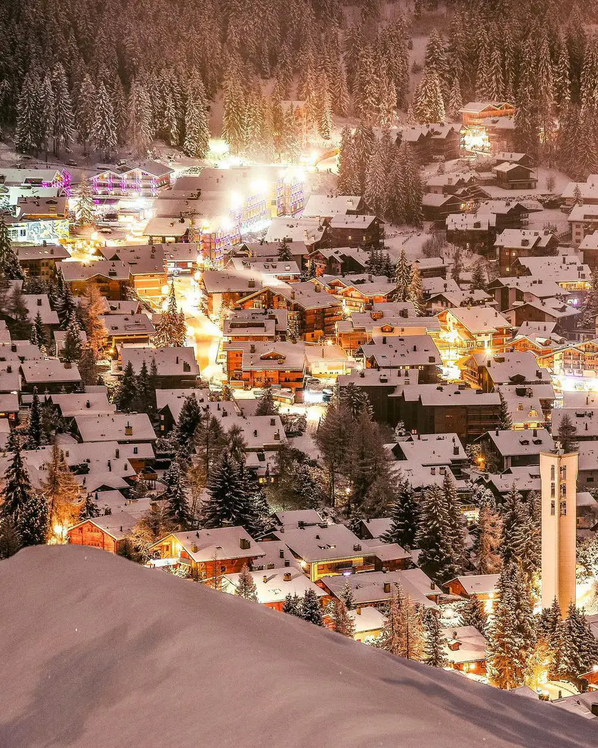 Швейцария