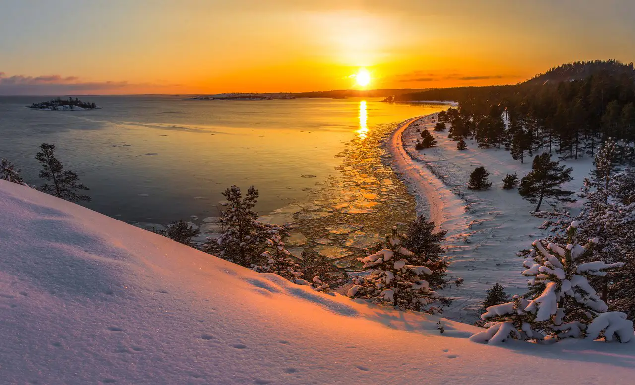 February sunset on Lake Ladoga. Karelia
