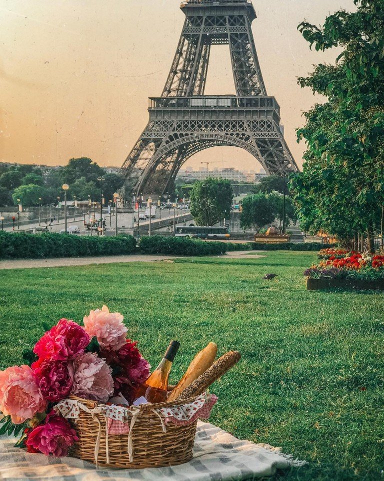 Париж - это город настоящей романтики