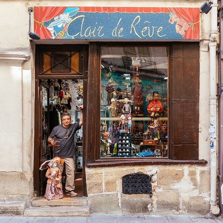 Unique French flavor in the windows of Paris