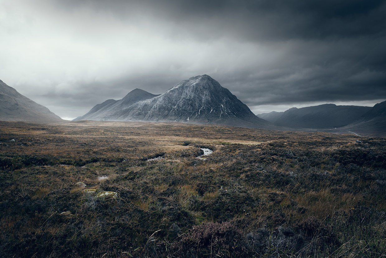 The gloomy beauty of the expanses of Scotland