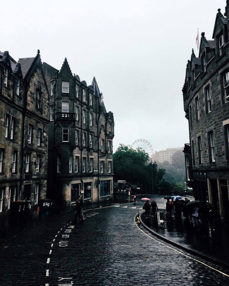 Дождливый Эдинбург, Шотландия