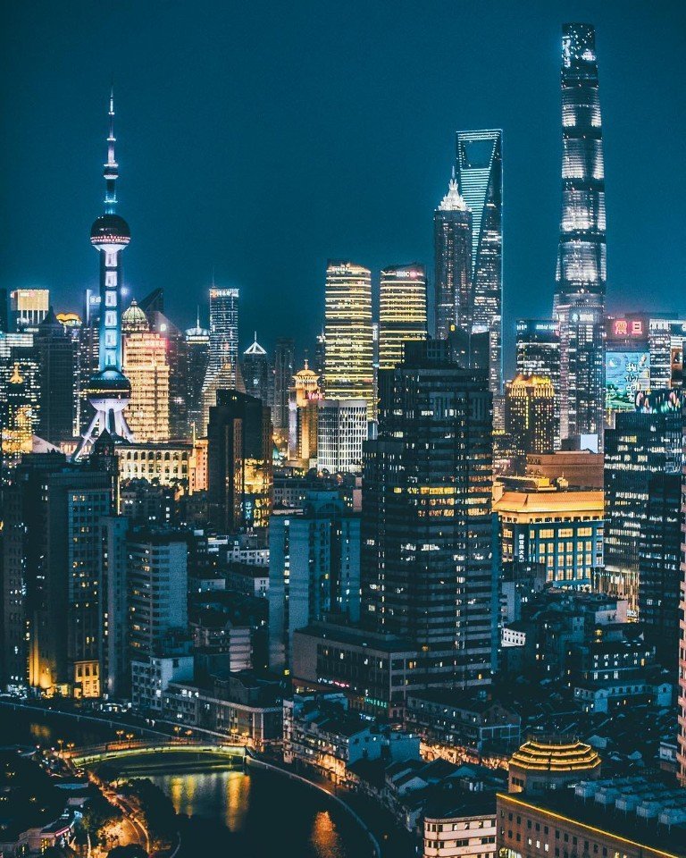 Азиатские мегаполисы выглядят как города будущего
