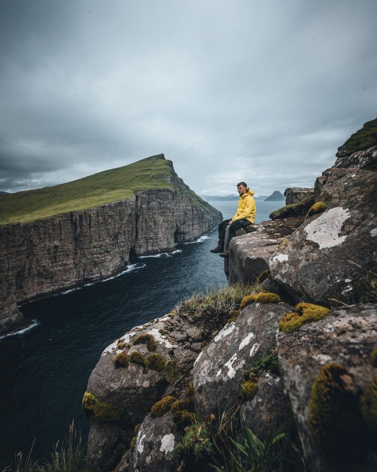 Изумрудные пейзажи Фарерских островов 