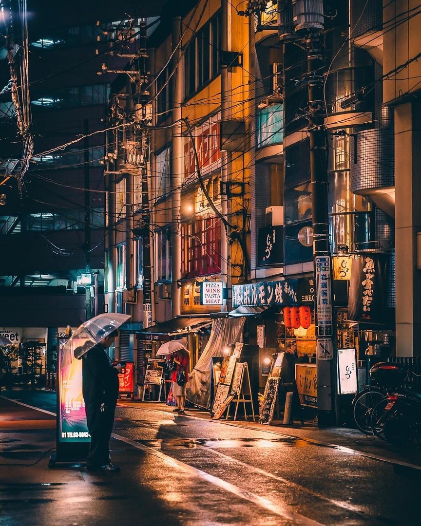 Нічний Токіо, Японія