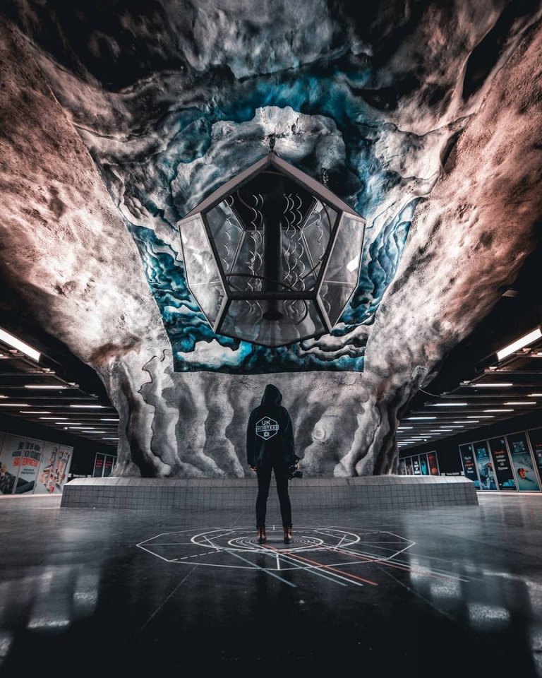 Metro in Stockholm looks like footage from a science fiction film