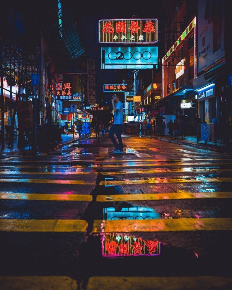 Неоновые огни Гонконга 