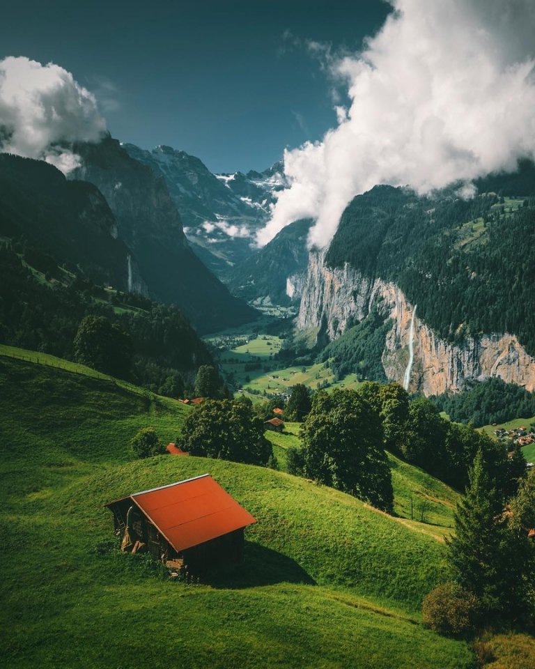 Изумрудные пейзажи Швейцарских Альп