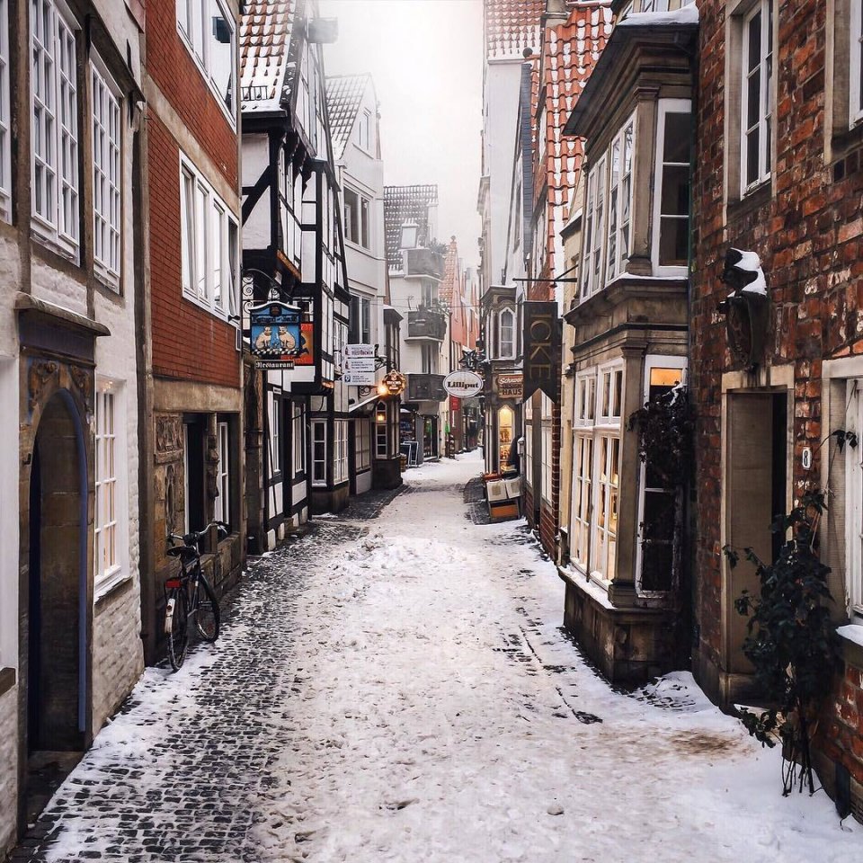 The streets of Bremen are designed for long interesting walks