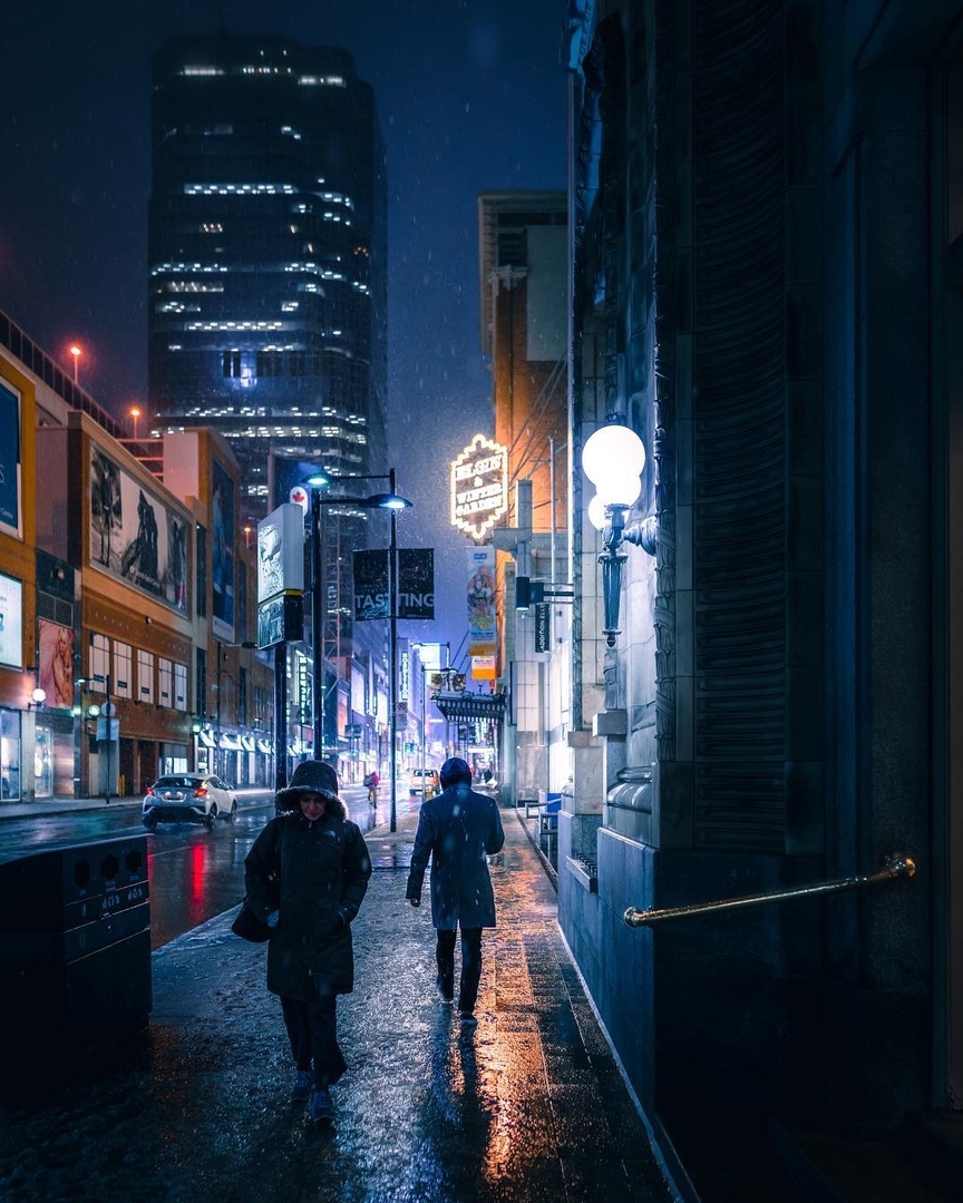 Неспящий Торонто, Канада