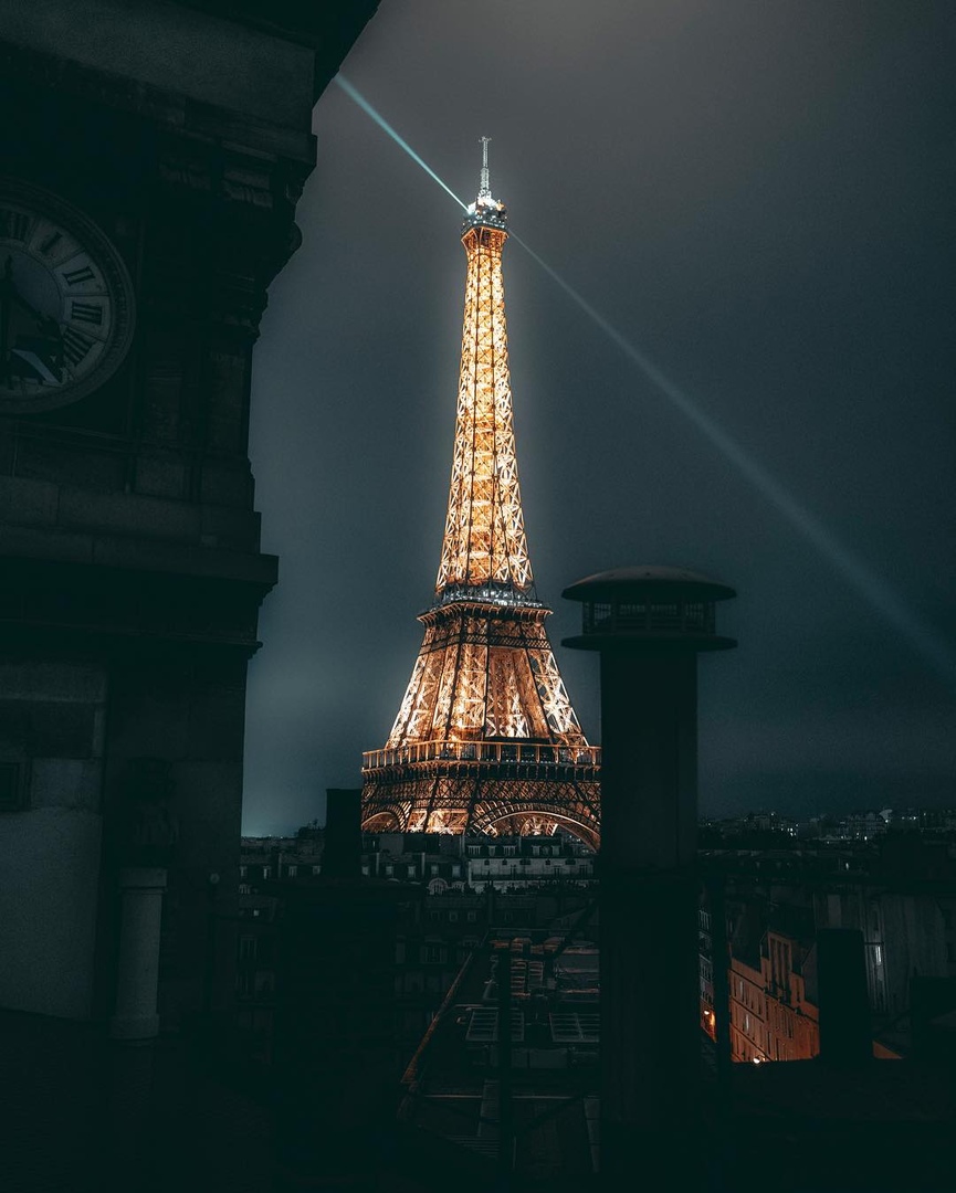 Ракурсы Эйфелевой башни, Париж, Франция