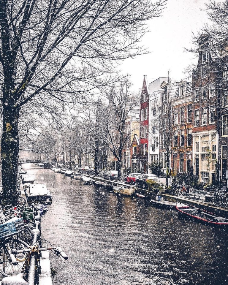 Снегопад в Амстердаме