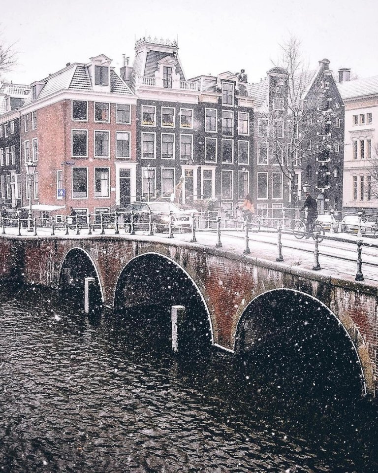 Snowfall in Amsterdam