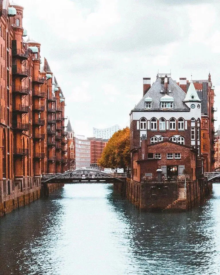 Slice of German Venice - Hamburg