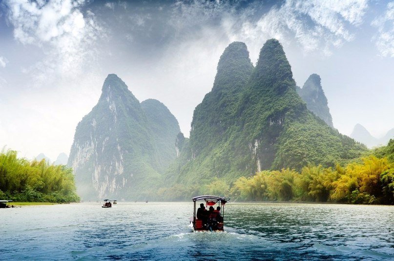 Picturesque Lijiang River, China