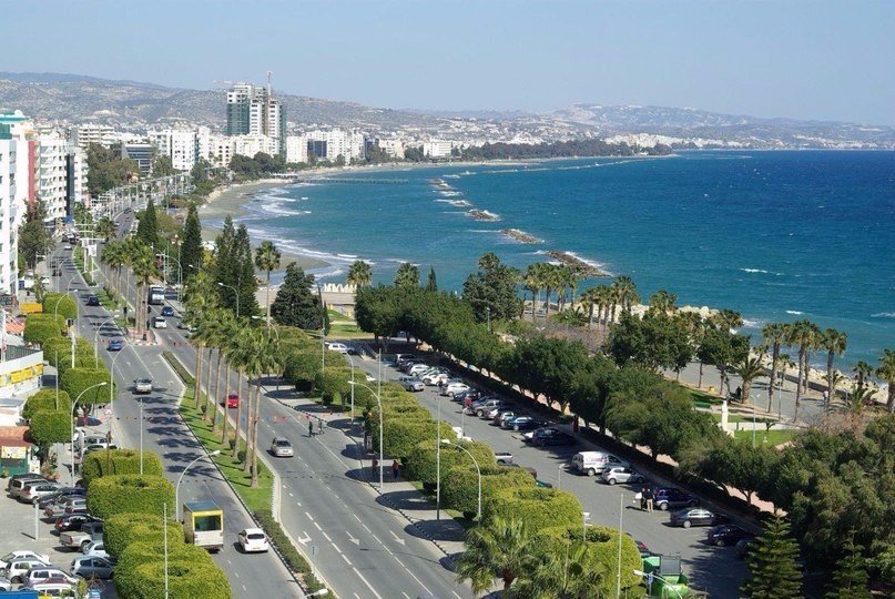 Лето лучше всего проводить на Кипре