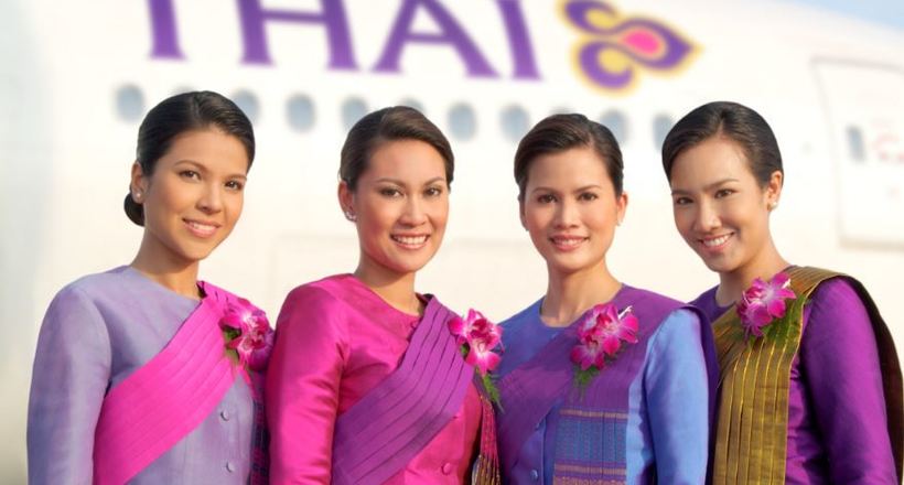 This is how the stewardesses of the world's 12 best air companies look and dress!