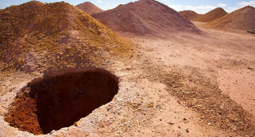 Underground city in Australia, where 2,000 people live