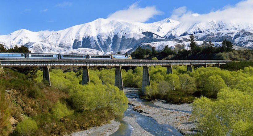 12 самых зрелищных и живописных железнодорожных маршрутов в мире