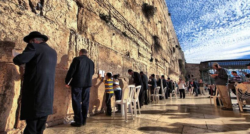 A hundred years ago: amazing photos of Jerusalem then and now