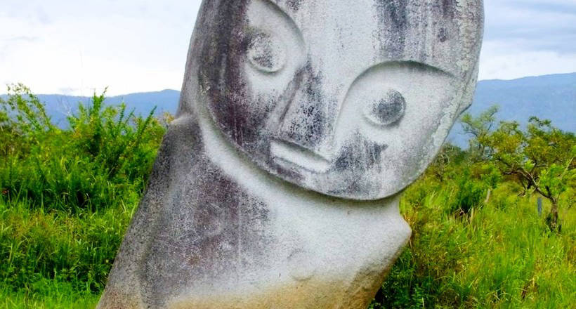 Какая цивилизация оставила гигантские статуи в долине Бада