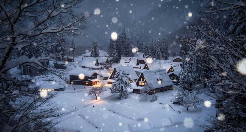 The photographer captures the beauty of the Japanese winter in fairy-tale shots