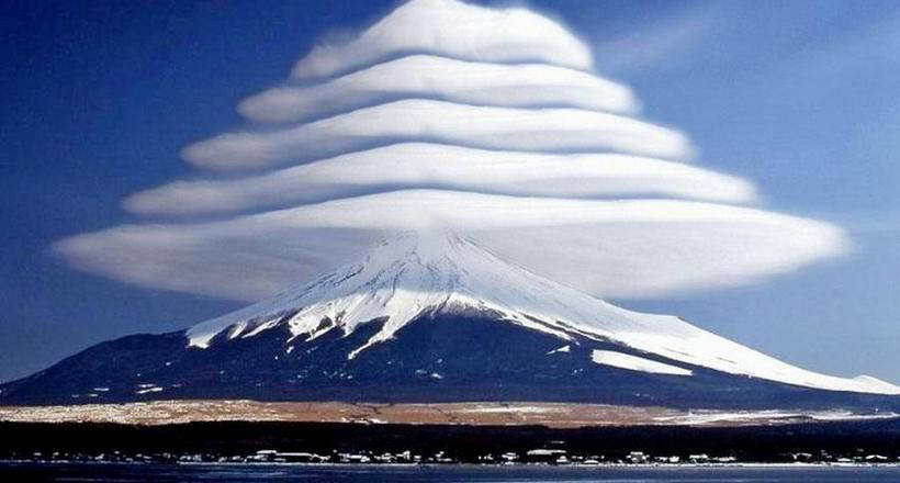 Beauty on the brink of fantasy: where you can see lenticular clouds